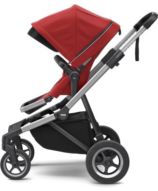 THULE SLEEK ENERGY RED S KORBIČKOU - 3