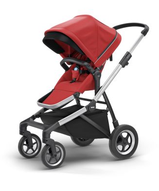 THULE SLEEK ENERGY RED S KORBIČKOU - 1